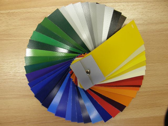 PVC doek 900 grams rol van 60 meter