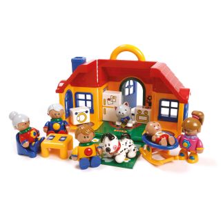 Tolo first friends at home