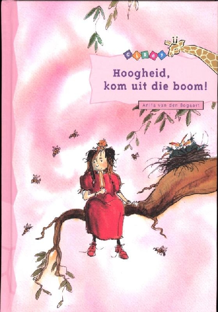 Hoogheid kom uit die boom giraf