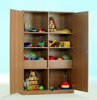 Opbergkasten voor sportartikelen zonder inhoud