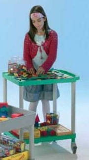 Verrijdbare knutsel-,speel-en bouwbasis 1